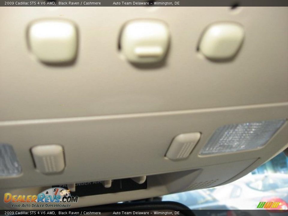 2009 Cadillac STS 4 V6 AWD Black Raven / Cashmere Photo #31