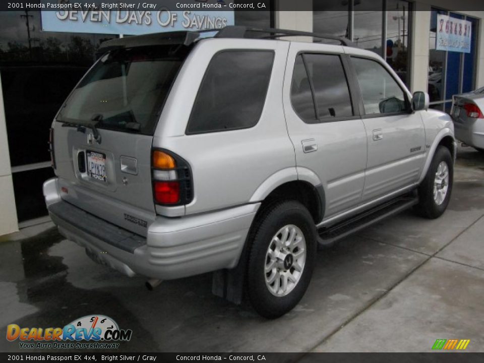 2001 Honda Passport EX 4x4 Bright Silver / Gray Photo #3