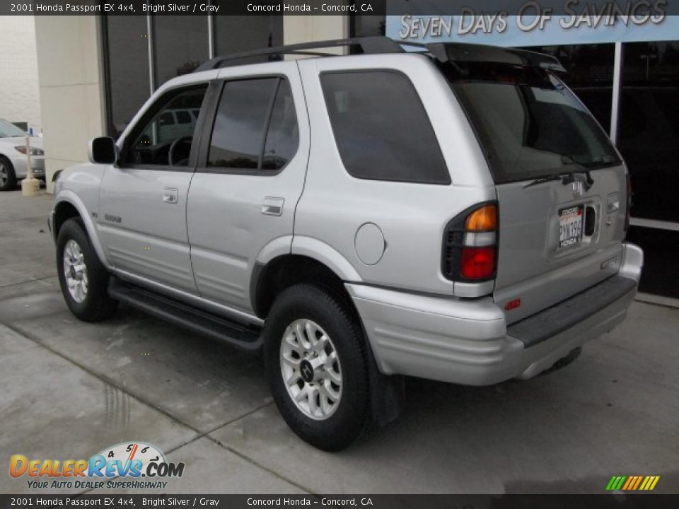 2001 Honda Passport EX 4x4 Bright Silver / Gray Photo #5