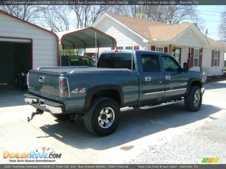 2006 Chevrolet Silverado 2500HD LT Crew Cab 4x4 Blue Granite Metallic / Dark Charcoal Photo #6