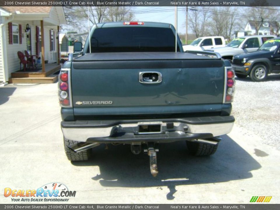 2006 Chevrolet Silverado 2500HD LT Crew Cab 4x4 Blue Granite Metallic / Dark Charcoal Photo #7