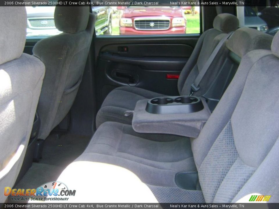 2006 Chevrolet Silverado 2500HD LT Crew Cab 4x4 Blue Granite Metallic / Dark Charcoal Photo #31