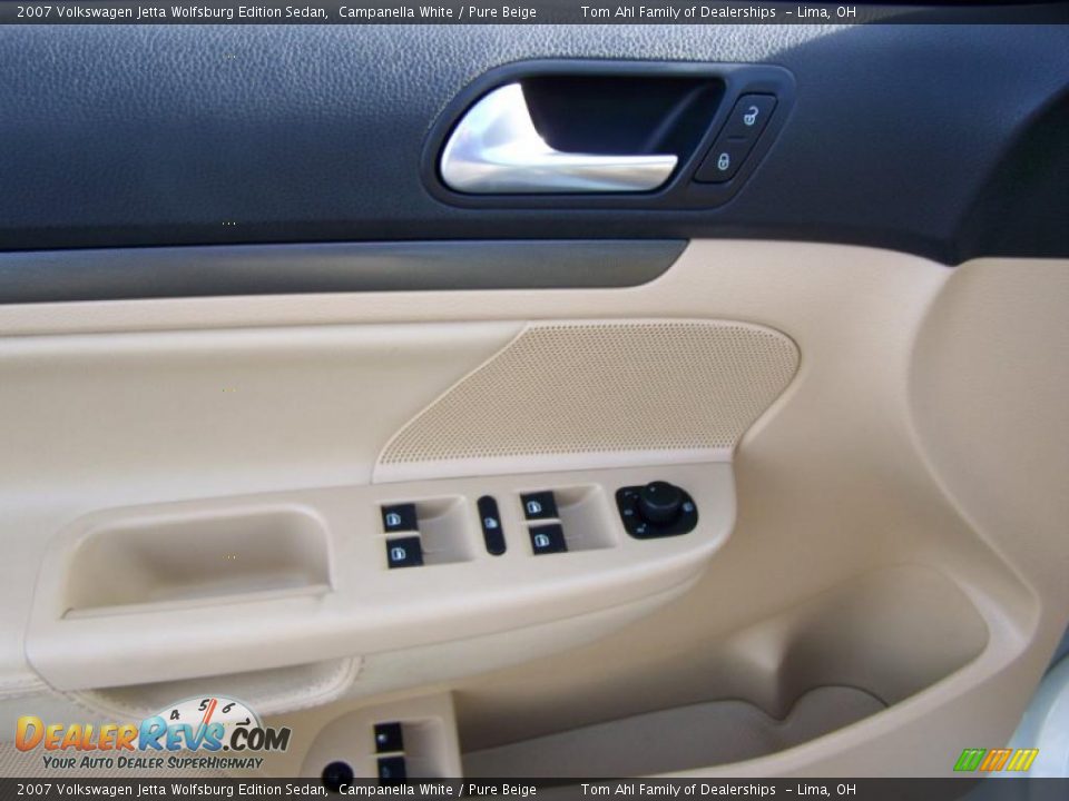 2007 Volkswagen Jetta Wolfsburg Edition Sedan Campanella White / Pure Beige Photo #12