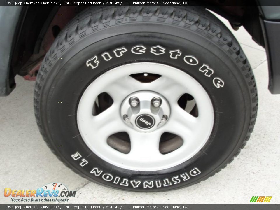 1998 Jeep Cherokee Classic 4x4 Chili Pepper Red Pearl / Mist Gray Photo #14