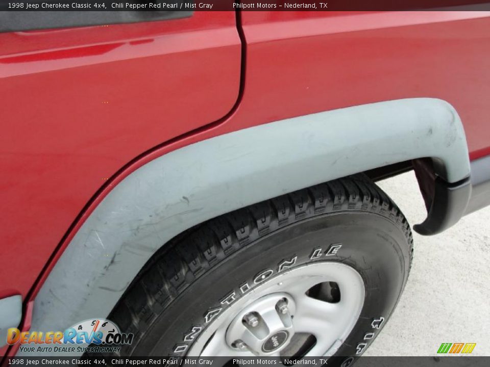 1998 Jeep Cherokee Classic 4x4 Chili Pepper Red Pearl / Mist Gray Photo #20