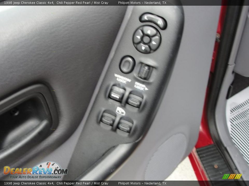 1998 Jeep Cherokee Classic 4x4 Chili Pepper Red Pearl / Mist Gray Photo #33
