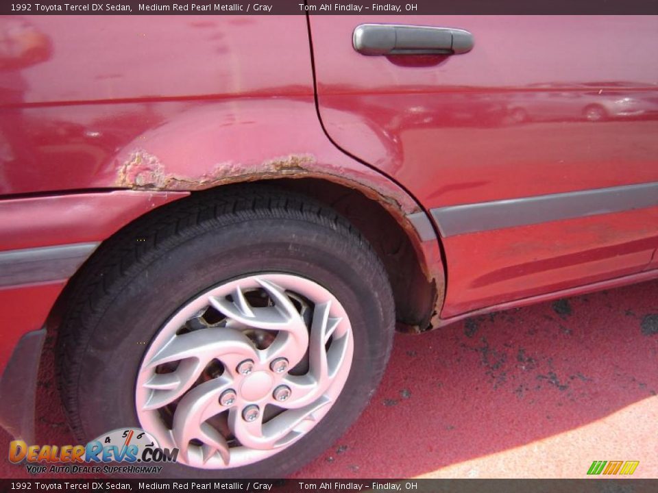 1992 Toyota Tercel DX Sedan Medium Red Pearl Metallic / Gray Photo #10