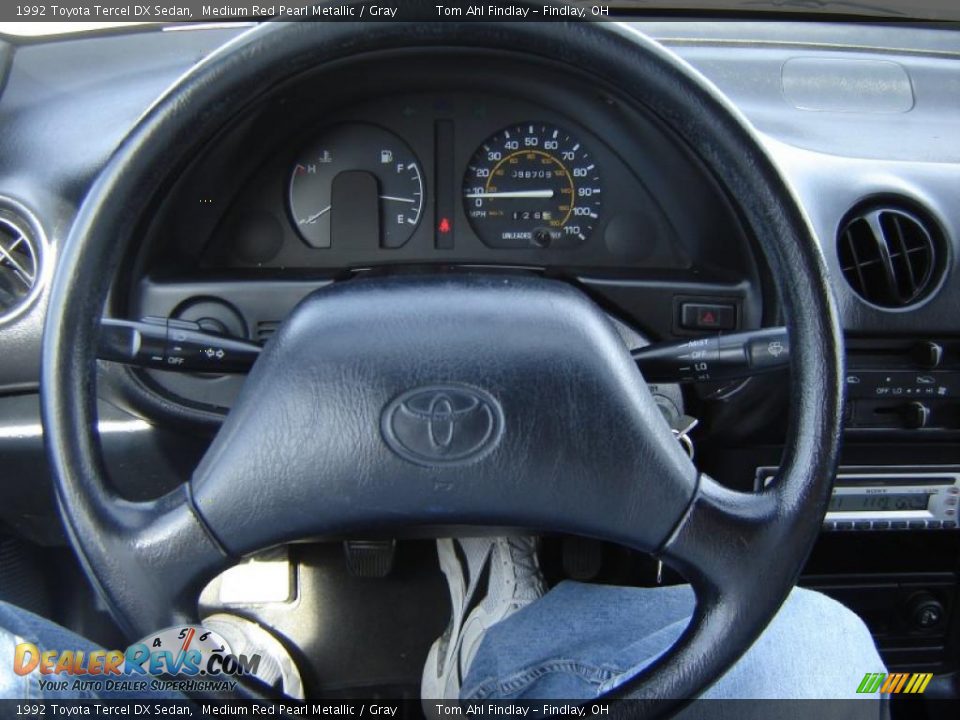 1992 Toyota Tercel DX Sedan Medium Red Pearl Metallic / Gray Photo #16