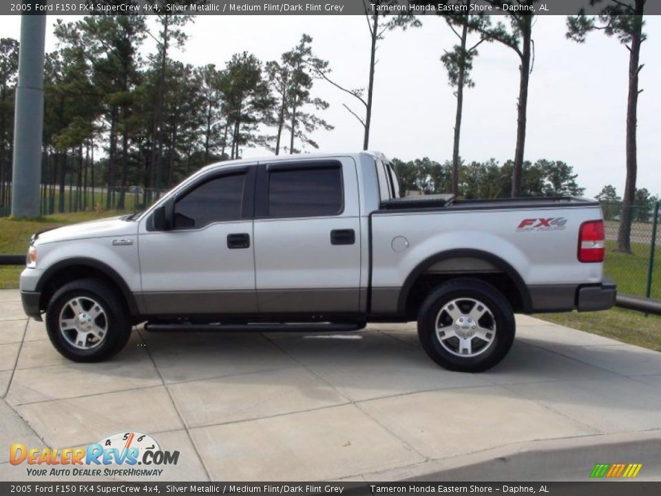 2005 Ford F150 FX4 SuperCrew 4x4 Silver Metallic / Medium Flint/Dark Flint Grey Photo #11