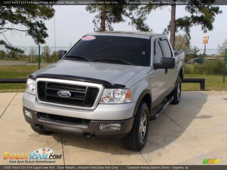 2005 Ford F150 FX4 SuperCrew 4x4 Silver Metallic / Medium Flint/Dark Flint Grey Photo #18