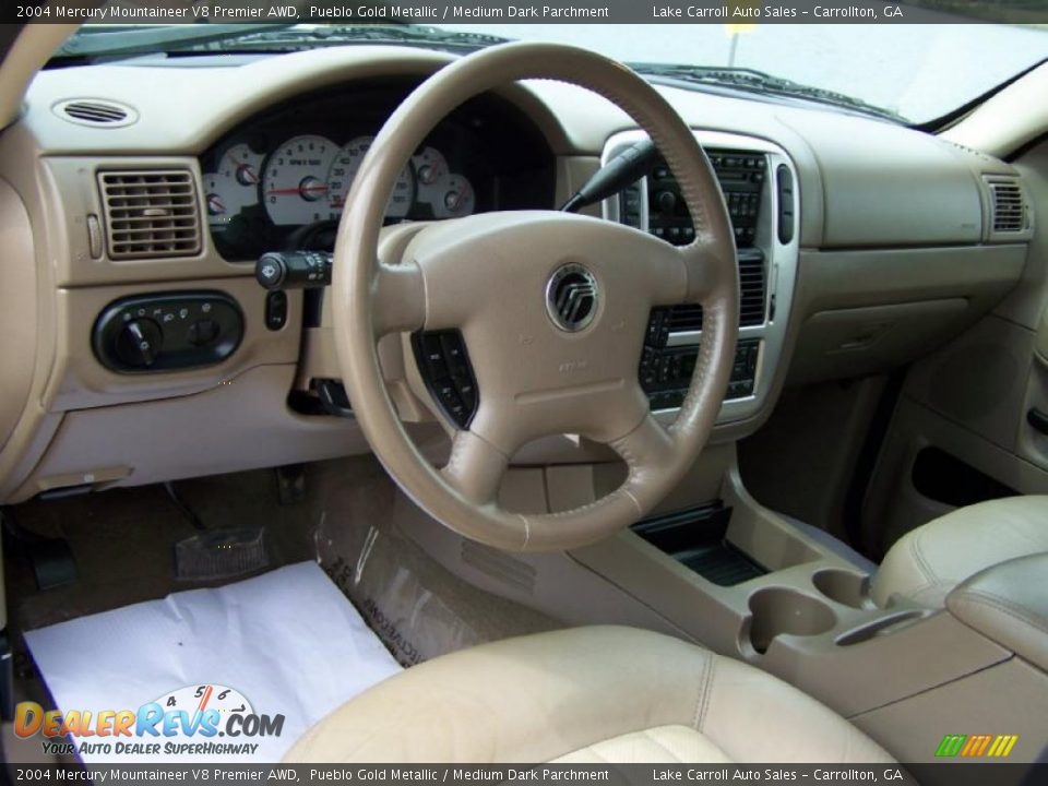 2004 Mercury Mountaineer V8 Premier AWD Pueblo Gold Metallic / Medium Dark Parchment Photo #5