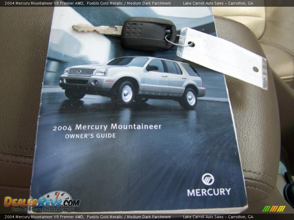 2004 Mercury Mountaineer V8 Premier AWD Pueblo Gold Metallic / Medium Dark Parchment Photo #9