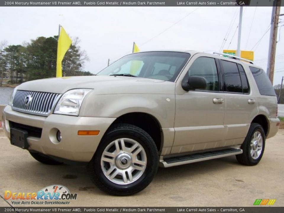 2004 Mercury Mountaineer V8 Premier AWD Pueblo Gold Metallic / Medium Dark Parchment Photo #12