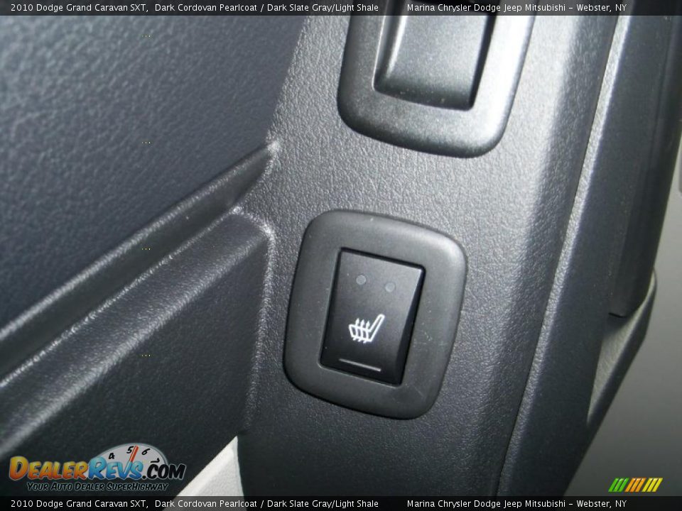 2010 Dodge Grand Caravan SXT Dark Cordovan Pearlcoat / Dark Slate Gray/Light Shale Photo #17