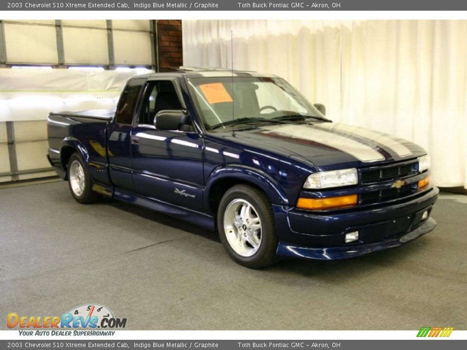 2003 Chevrolet S10 Xtreme Extended Cab Indigo Blue Metallic / Graphite Photo #1