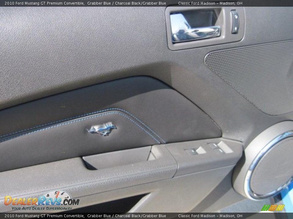 2010 Ford Mustang GT Premium Convertible Grabber Blue / Charcoal Black/Grabber Blue Photo #9