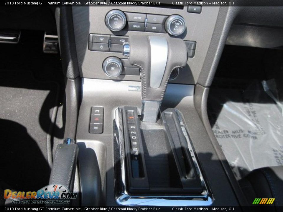 2010 Ford Mustang GT Premium Convertible Grabber Blue / Charcoal Black/Grabber Blue Photo #11