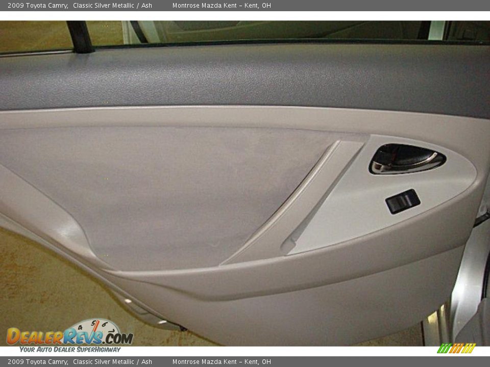 2009 Toyota Camry Classic Silver Metallic / Ash Photo #15