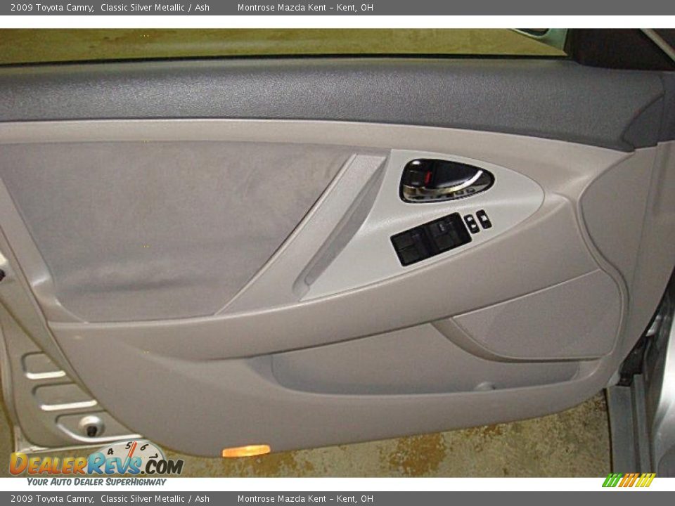 2009 Toyota Camry Classic Silver Metallic / Ash Photo #16