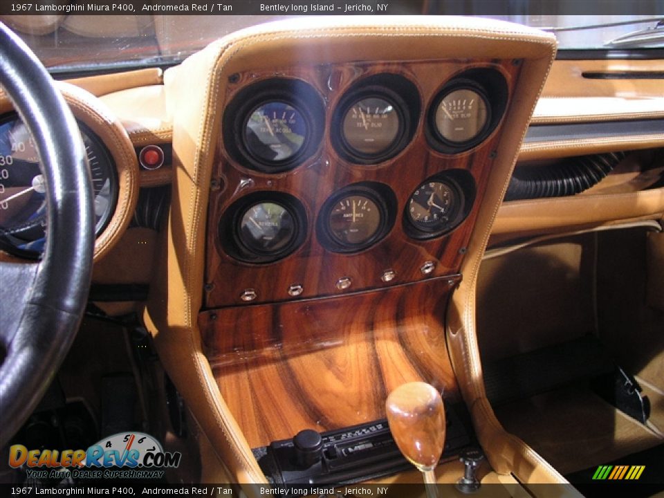 Controls of 1967 Lamborghini Miura P400 Photo #8