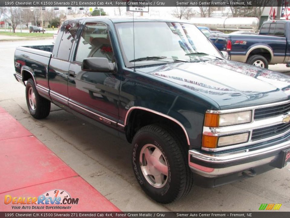 1995 Chevrolet C/K K1500 Silverado Z71 Extended Cab 4x4 Forest Green Metallic / Gray Photo #7