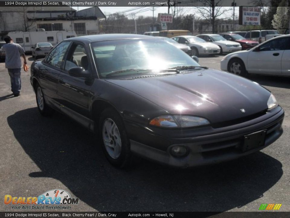 1994 Dodge Intrepid ES Sedan Black Cherry Pearl / Dark Gray Photo #3