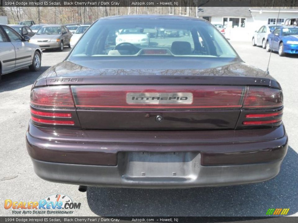 1994 Dodge Intrepid ES Sedan Black Cherry Pearl / Dark Gray Photo #6