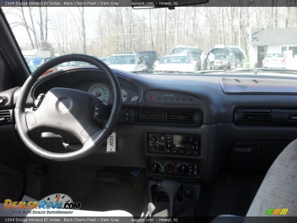 1994 Dodge Intrepid ES Sedan Black Cherry Pearl / Dark Gray Photo #12