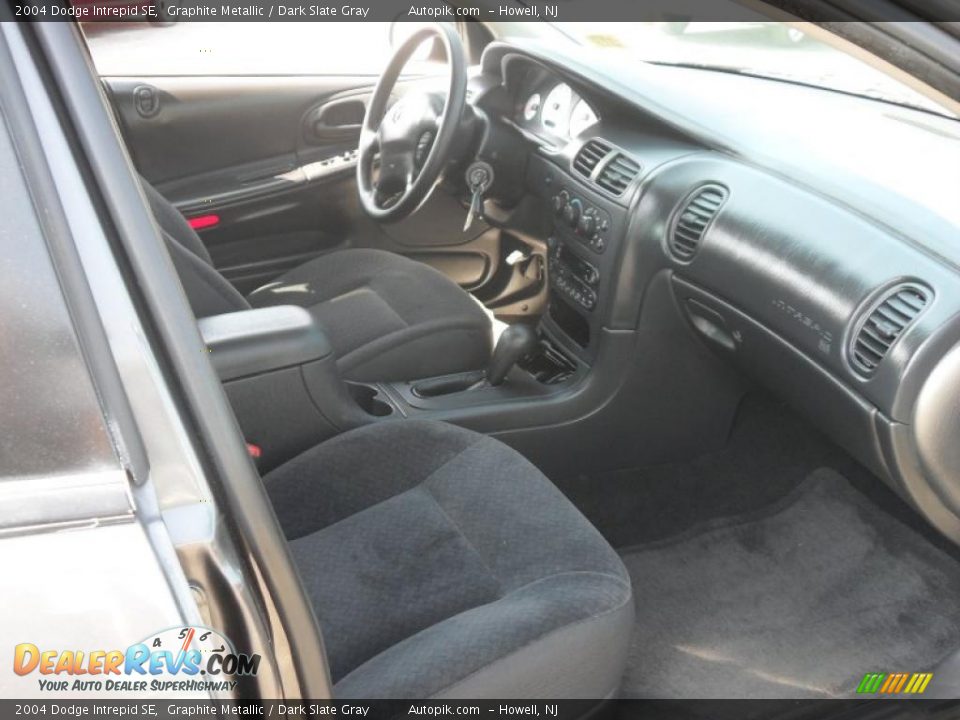 2004 Dodge Intrepid SE Graphite Metallic / Dark Slate Gray Photo #10