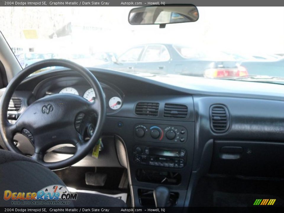 2004 Dodge Intrepid SE Graphite Metallic / Dark Slate Gray Photo #12