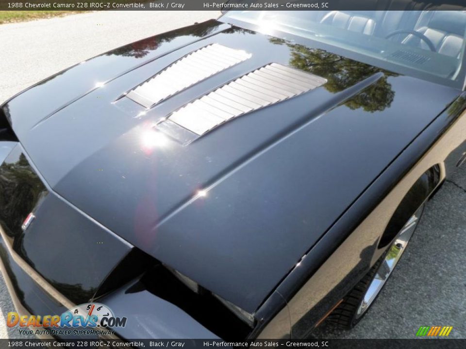 1988 Chevrolet Camaro Z28 IROC-Z Convertible Black / Gray Photo #31