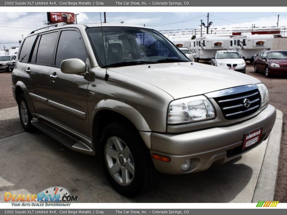 2002 Suzuki XL7 Limited 4x4 Cool Beige Metallic / Gray Photo #3