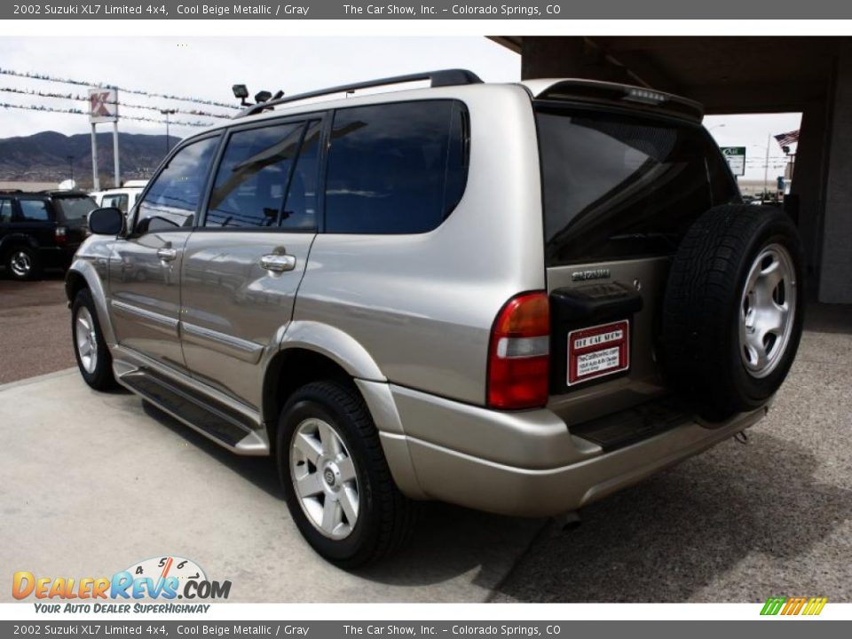 2002 Suzuki XL7 Limited 4x4 Cool Beige Metallic / Gray Photo #5