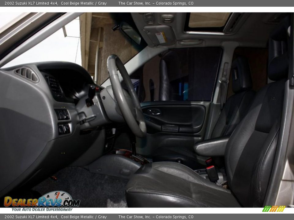 2002 Suzuki XL7 Limited 4x4 Cool Beige Metallic / Gray Photo #6