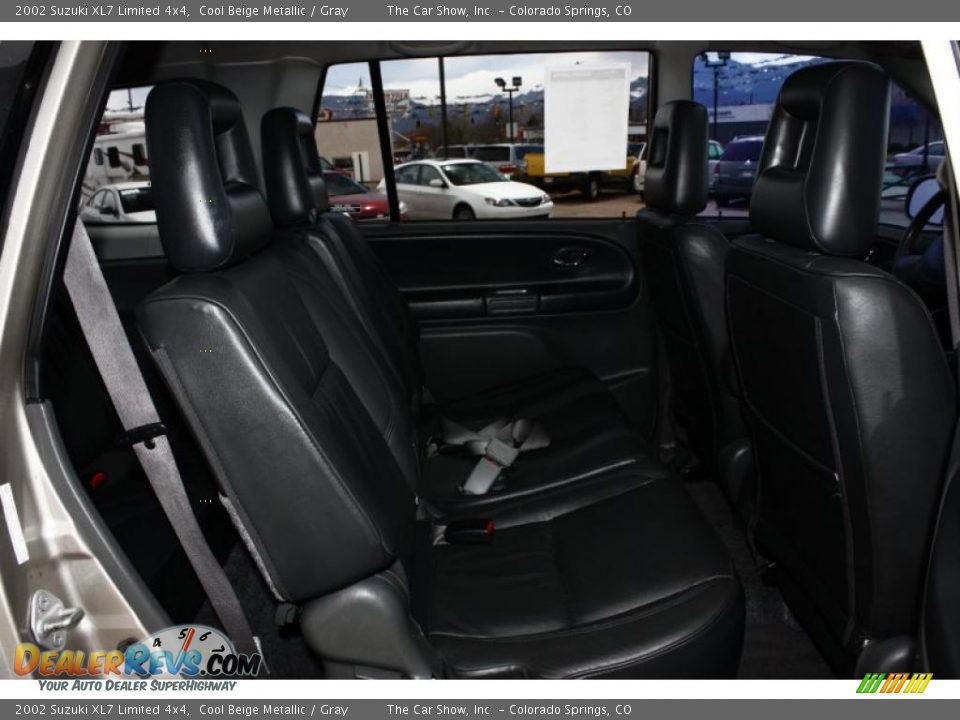 2002 Suzuki XL7 Limited 4x4 Cool Beige Metallic / Gray Photo #12