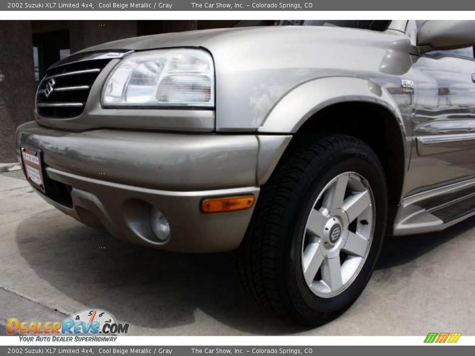 2002 Suzuki XL7 Limited 4x4 Cool Beige Metallic / Gray Photo #22
