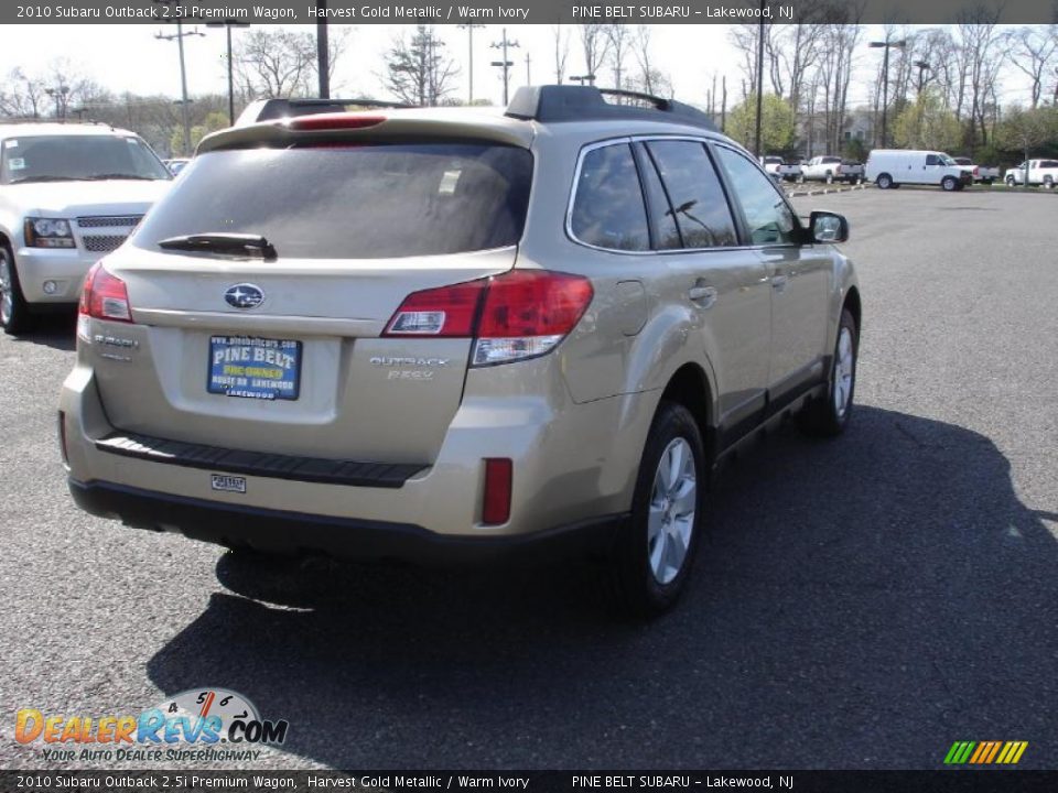 2010 Subaru Outback 2.5i Premium Wagon Harvest Gold Metallic / Warm Ivory Photo #4