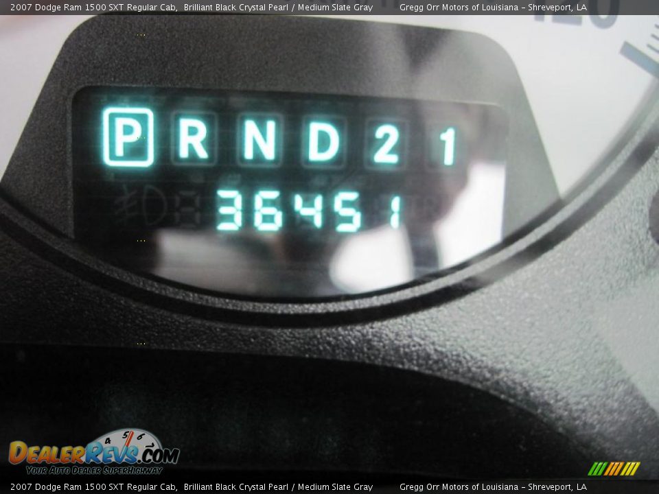 2007 Dodge Ram 1500 SXT Regular Cab Brilliant Black Crystal Pearl / Medium Slate Gray Photo #9