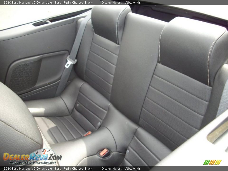 2010 Ford Mustang V6 Convertible Torch Red / Charcoal Black Photo #6