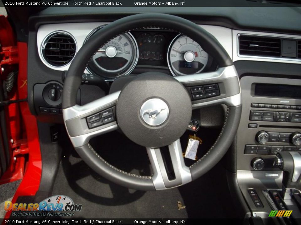 2010 Ford Mustang V6 Convertible Torch Red / Charcoal Black Photo #10