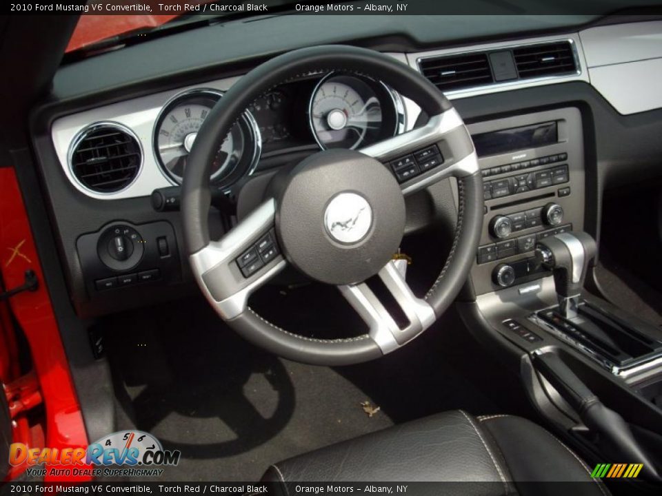 2010 Ford Mustang V6 Convertible Torch Red / Charcoal Black Photo #11