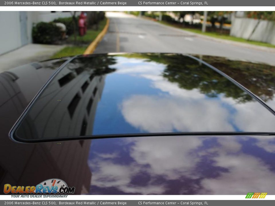 2006 Mercedes-Benz CLS 500 Bordeaux Red Metallic / Cashmere Beige Photo #33