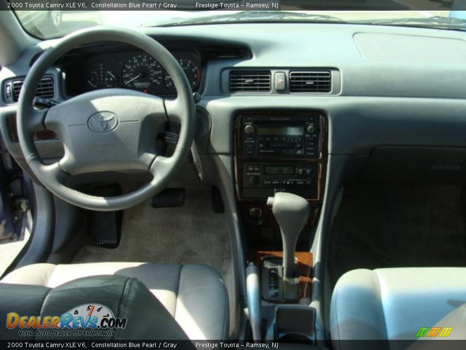 2000 Toyota Camry XLE V6 Constellation Blue Pearl / Gray Photo #9