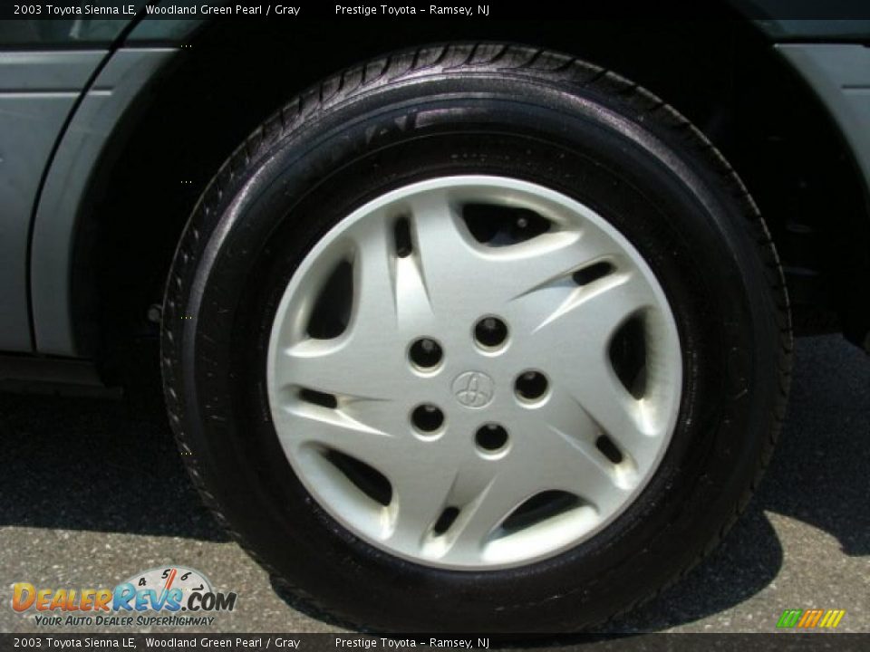 2003 Toyota Sienna LE Woodland Green Pearl / Gray Photo #14