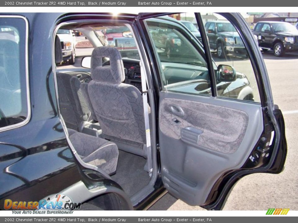 2002 Chevrolet Tracker ZR2 4WD Hard Top Black / Medium Gray Photo #16