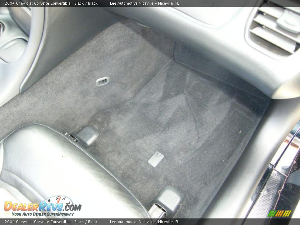 2004 Chevrolet Corvette Convertible Black / Black Photo #31