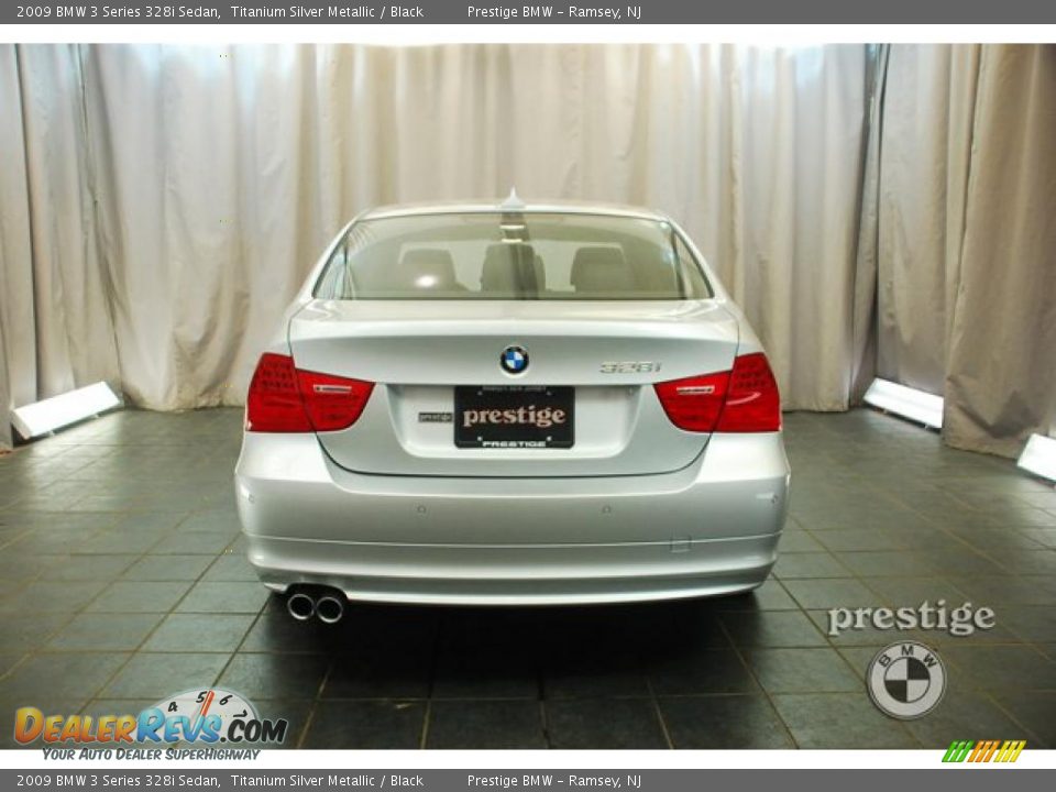 2009 BMW 3 Series 328i Sedan Titanium Silver Metallic / Black Photo #3