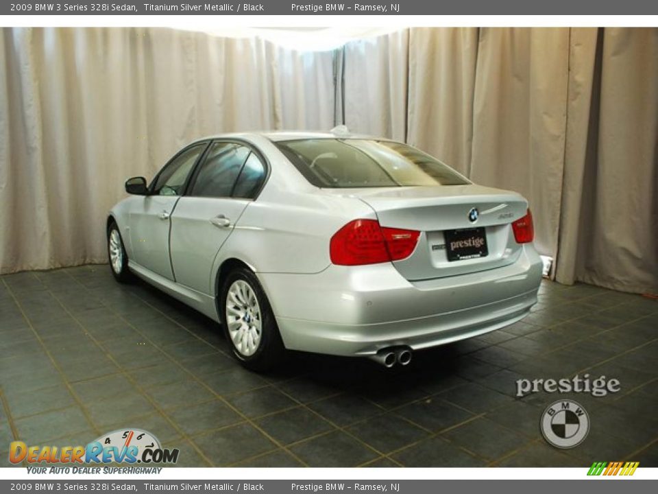 2009 BMW 3 Series 328i Sedan Titanium Silver Metallic / Black Photo #4