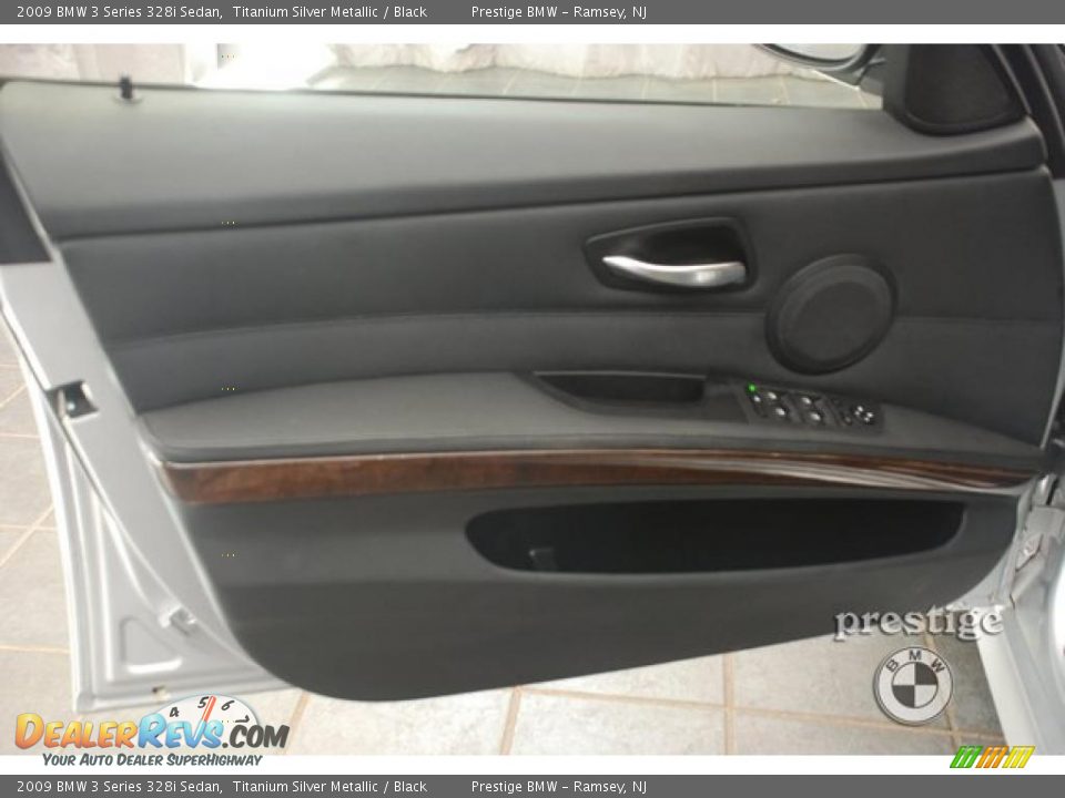 2009 BMW 3 Series 328i Sedan Titanium Silver Metallic / Black Photo #11