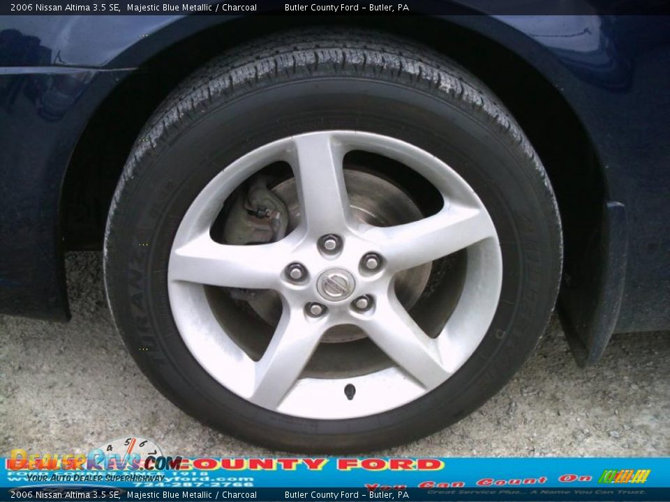 2006 Nissan Altima 3.5 SE Majestic Blue Metallic / Charcoal Photo #17